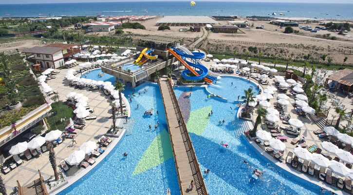 Crystal Palace Luxury Resort & Spa