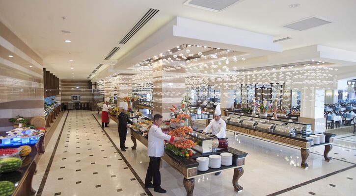 Crystal Palace Luxury Resort & Spa