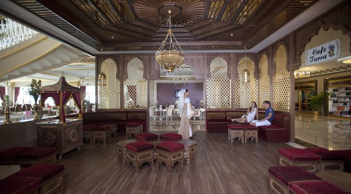 Crystal Palace Luxury Resort & Spa