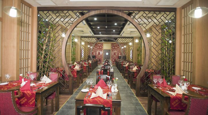 Crystal Palace Luxury Resort & Spa