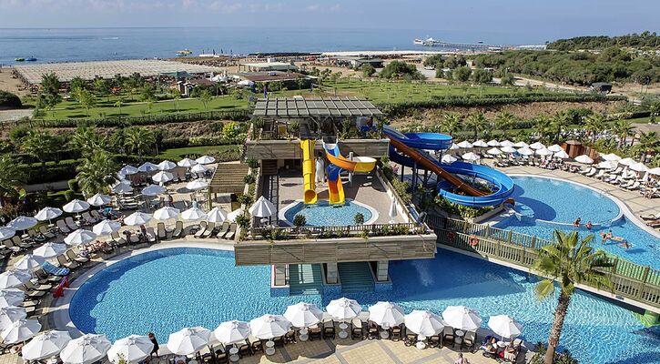 Crystal Palace Luxury Resort & Spa