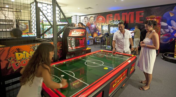 Crystal Palace Luxury Resort & Spa