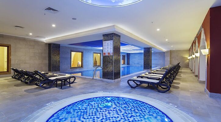 Crystal Palace Luxury Resort & Spa