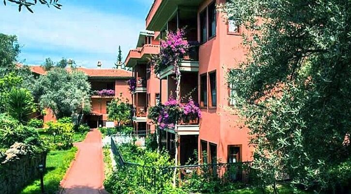 Sun City Hotel Beach & Club