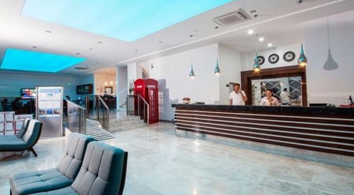 Sun City Hotel Beach & Club