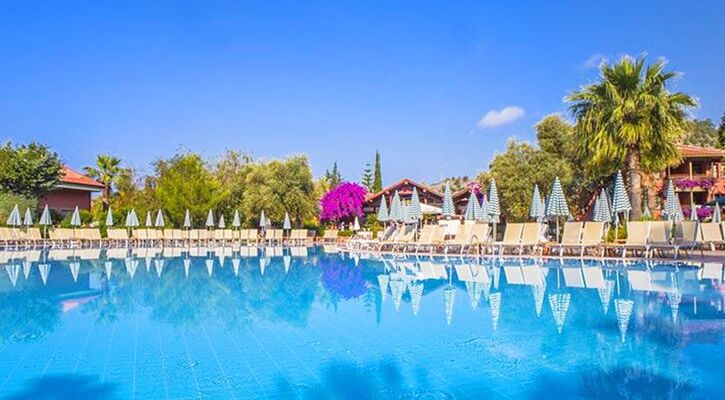 Sun City Hotel Beach & Club