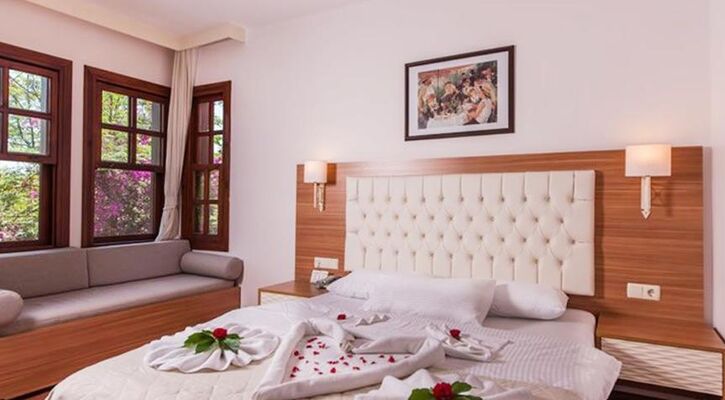 Sun City Hotel Beach & Club