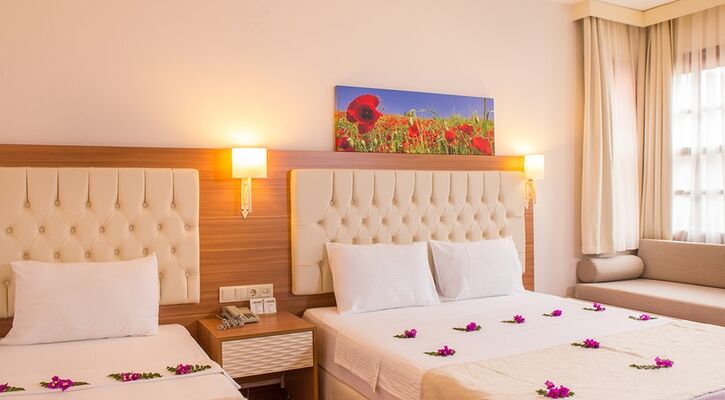 Sun City Hotel Beach & Club