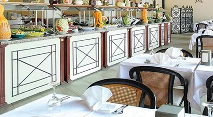 Sun City Hotel Beach & Club