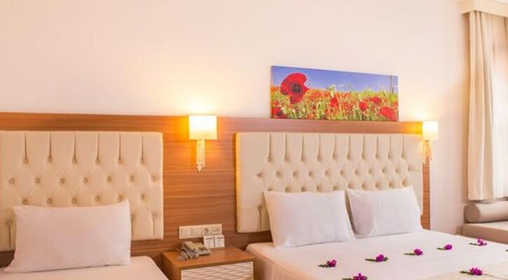 Sun City Hotel Beach & Club