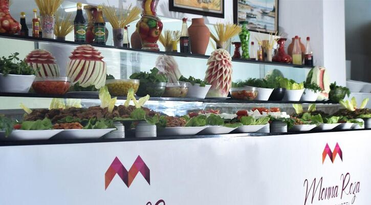 Monna Roza Beach Resort Hotel