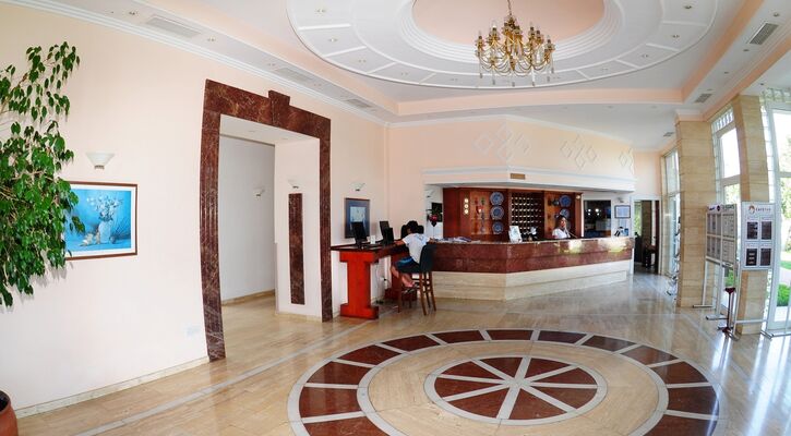 Deniz Kızı Royal Hotel