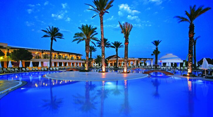 Limak Atlantis Deluxe Hotel