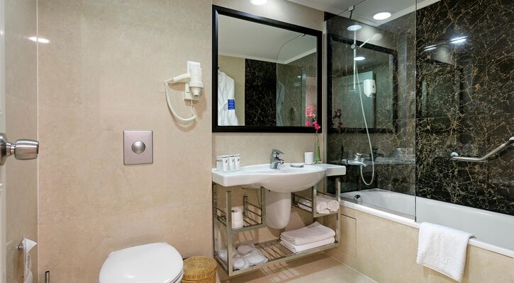 Limak Atlantis Deluxe Hotel