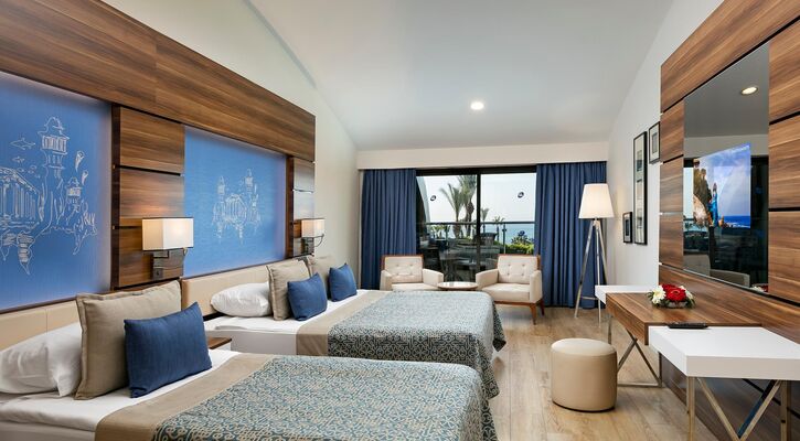 Limak Atlantis Deluxe Hotel