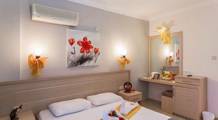 Nergos Garden Resort Hotel