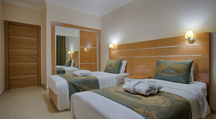 Grand Özgül Termal Tatil Köyü