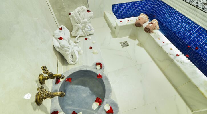 Grand Özgül Termal Tatil Köyü