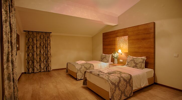 Grand Özgül Termal Tatil Köyü