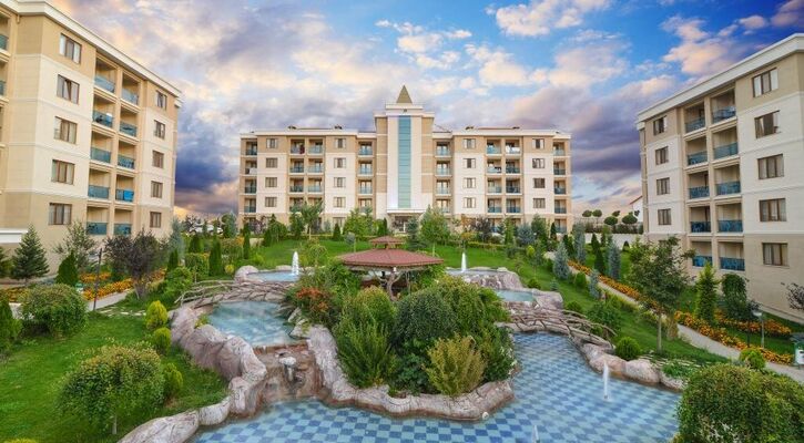 Grand Özgül Termal Tatil Köyü