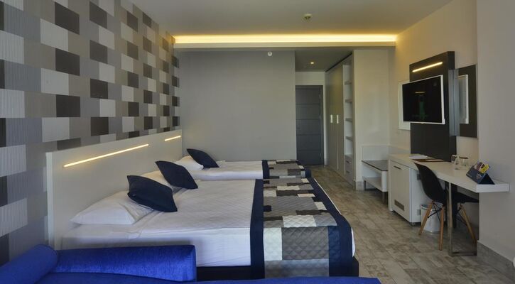 White City Beach Hotel - Adult (+16)