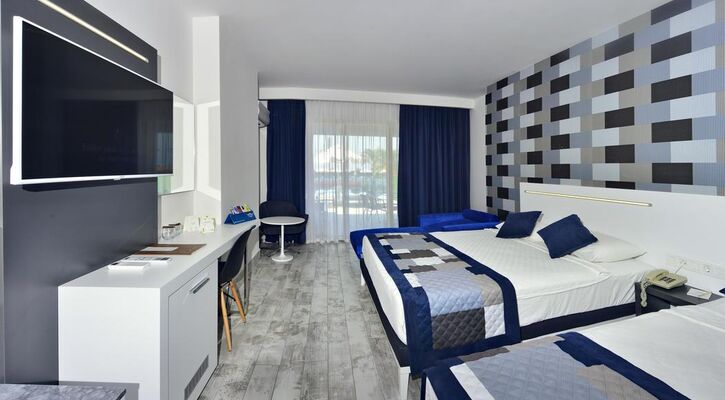 White City Beach Hotel - Adult (+16)