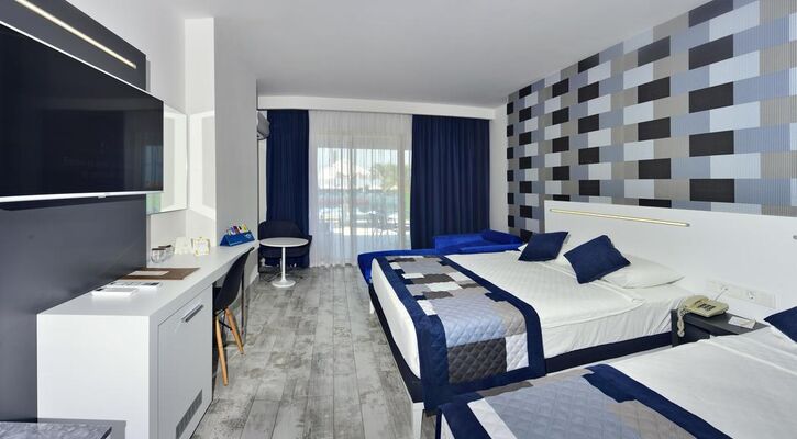 White City Beach Hotel - Adult (+16)