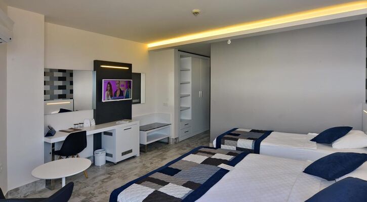 White City Beach Hotel - Adult (+16)