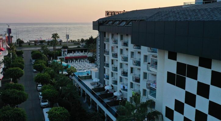 White City Beach Hotel - Adult (+16)