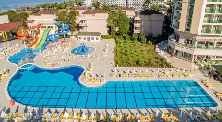 Hedef Beach Resort & Spa