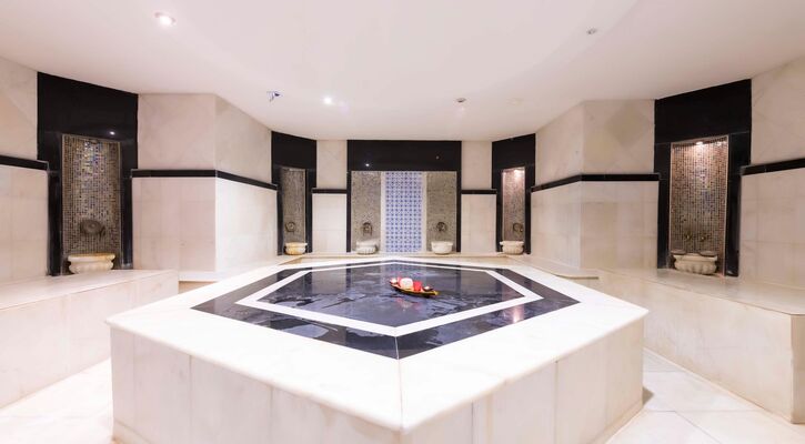 Euphoria Palm Beach Resort