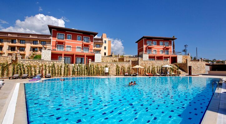 Royal Teos Thermal Resort Clinic & SPA