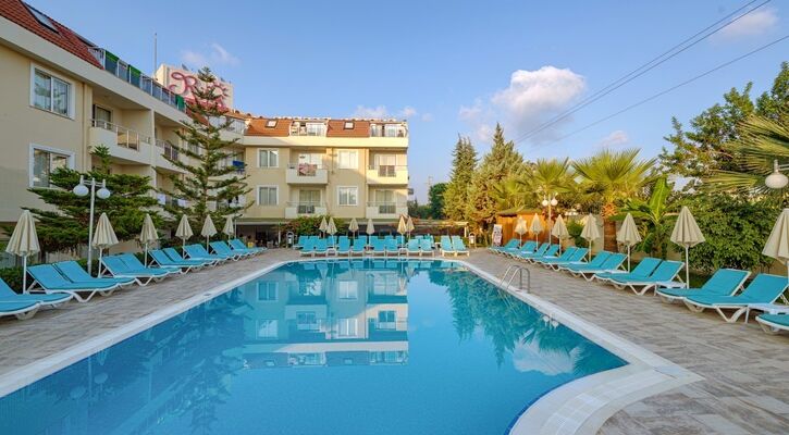 Akalia Suite Hotel & Spa