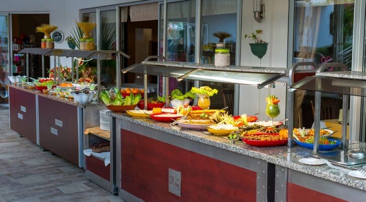 Akalia Suite Hotel & Spa