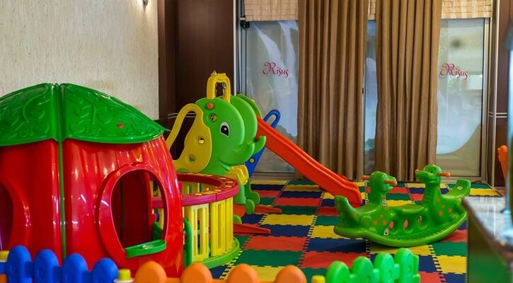Akalia Suite Hotel & Spa