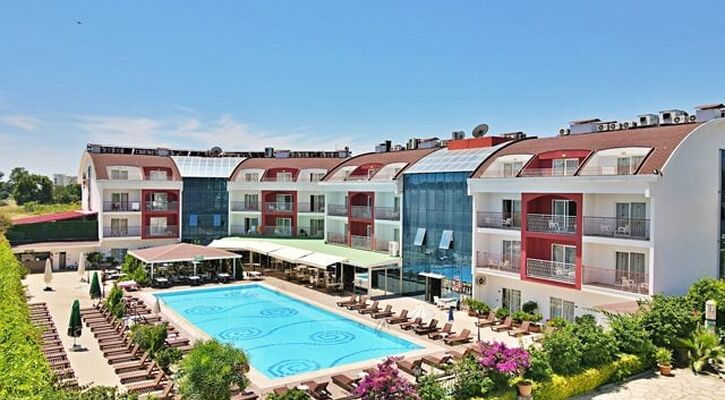 Side Legend Hotel & Spa