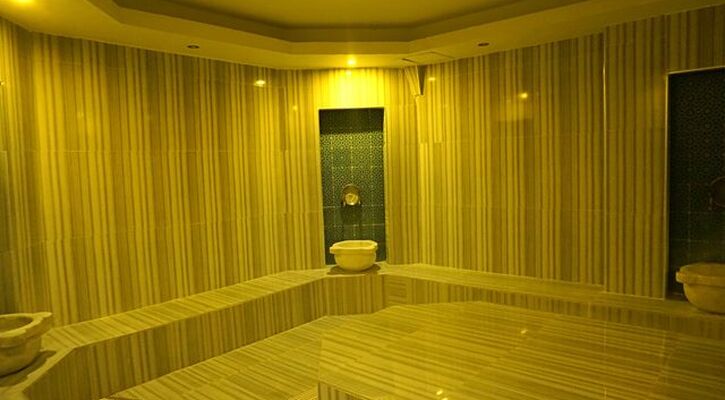 Side Legend Hotel & Spa