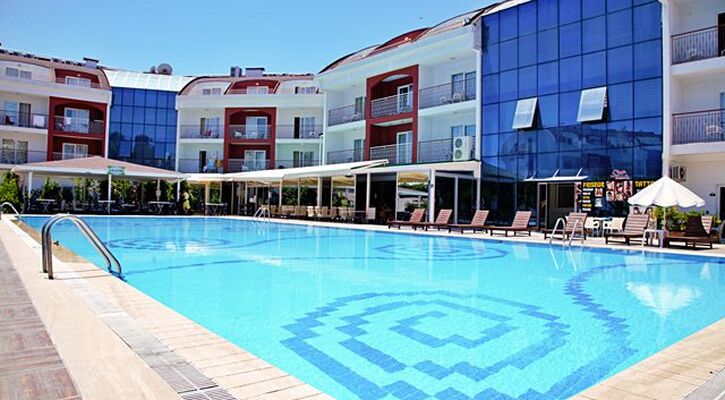 Side Legend Hotel & Spa
