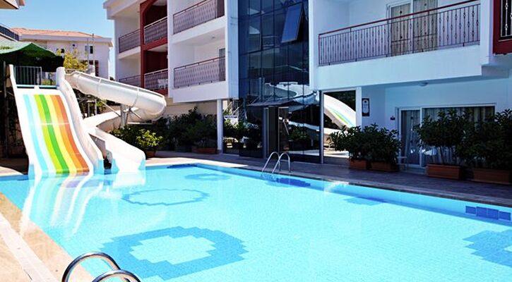 Side Legend Hotel & Spa