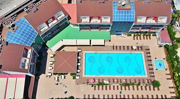 Side Legend Hotel & Spa