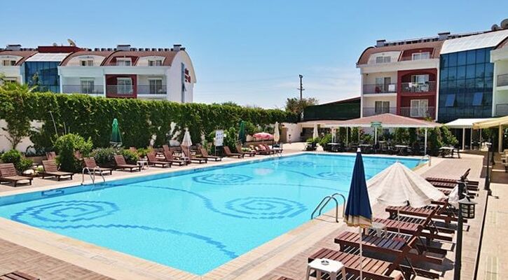 Side Legend Hotel & Spa