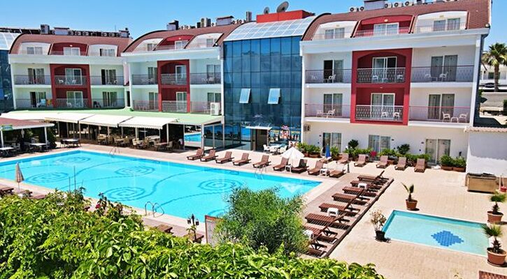 Side Legend Hotel & Spa