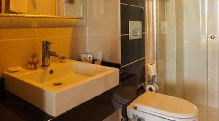 Throne Beach Resort & Spa