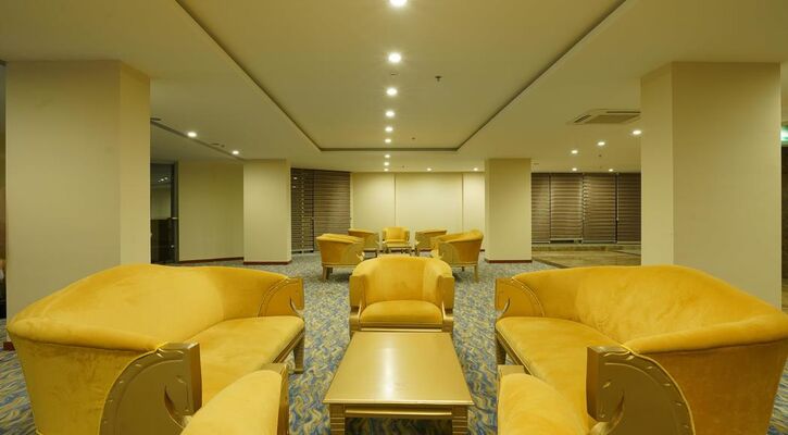 Throne Beach Resort & Spa