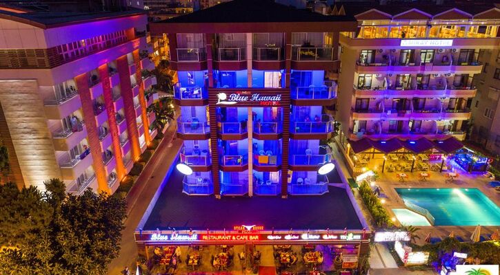 Blue Hawaii Hotel
