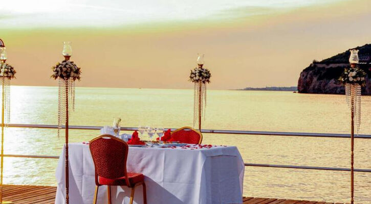 Beach Clup Doğanay Hotel