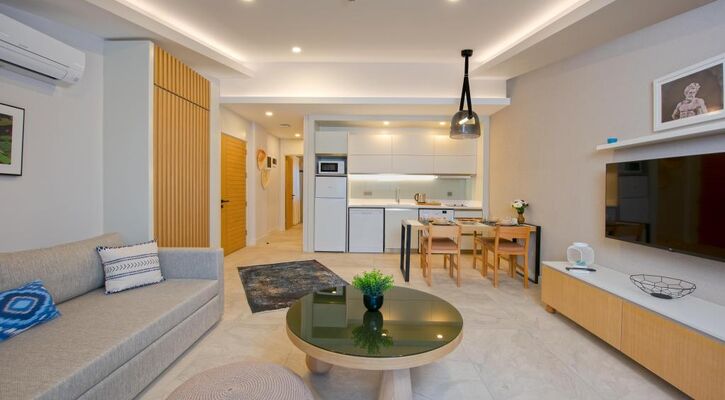 A Suite Side