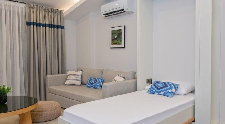 A Suite Side