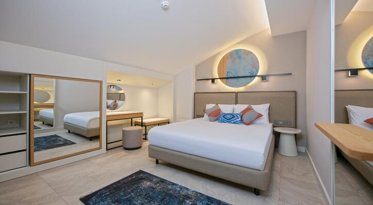 A Suite Side