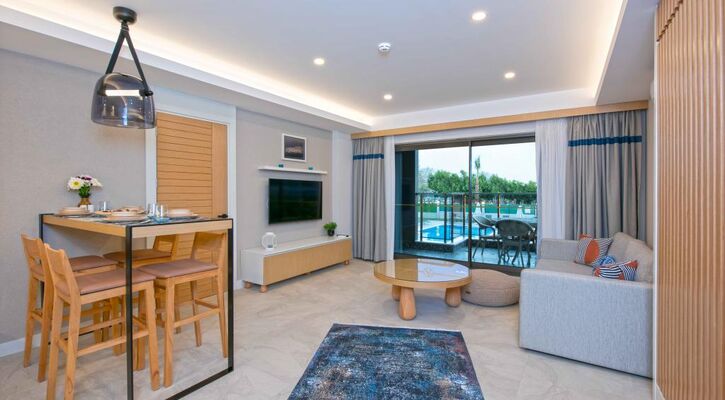 A Suite Side